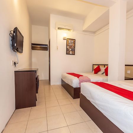 Oyo 1192 Hash House Hotel Malacca Eksteriør bilde